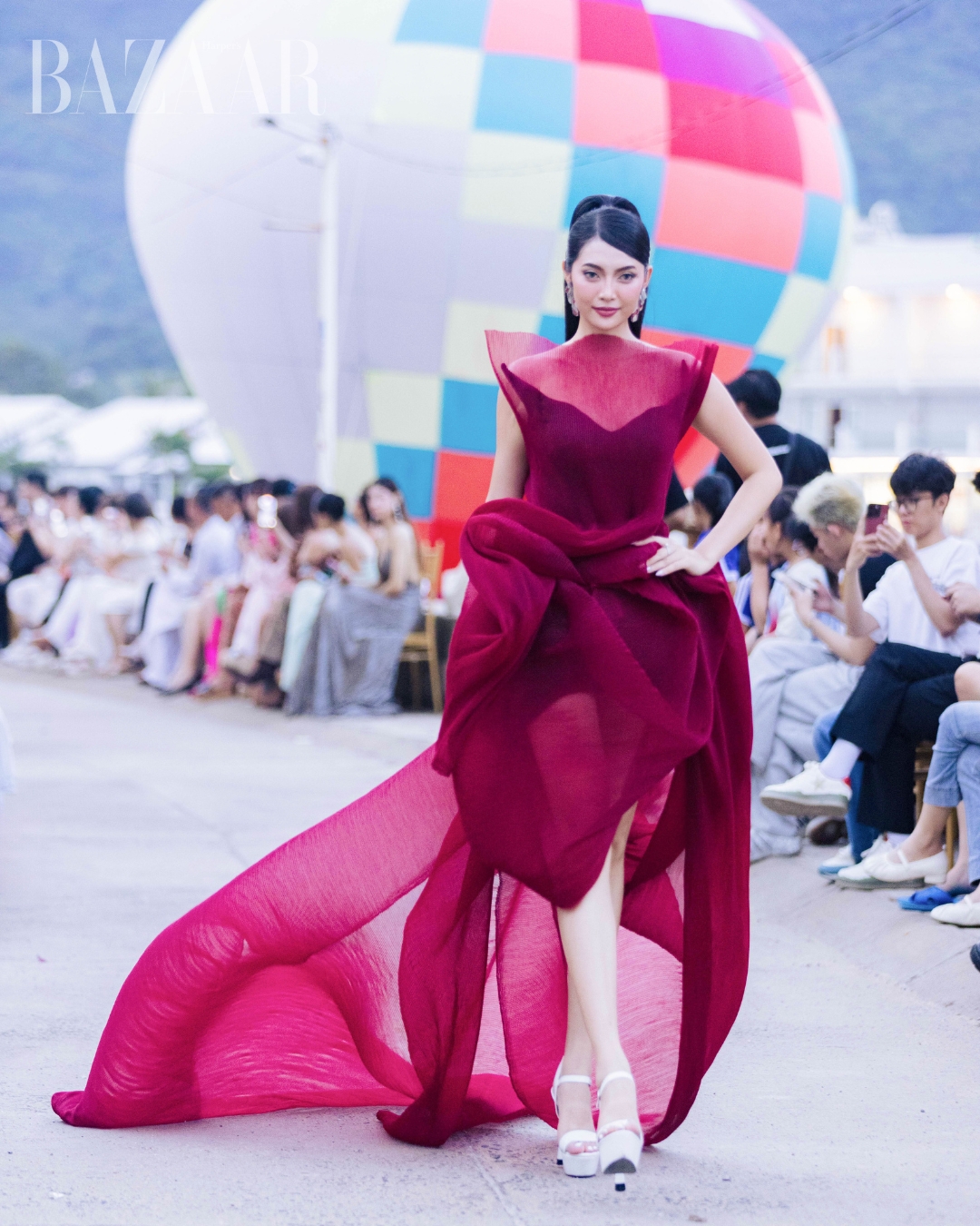 bzvn-ntk-hoang-minh-ha-em-ky-uc-first-face-thu-uyen