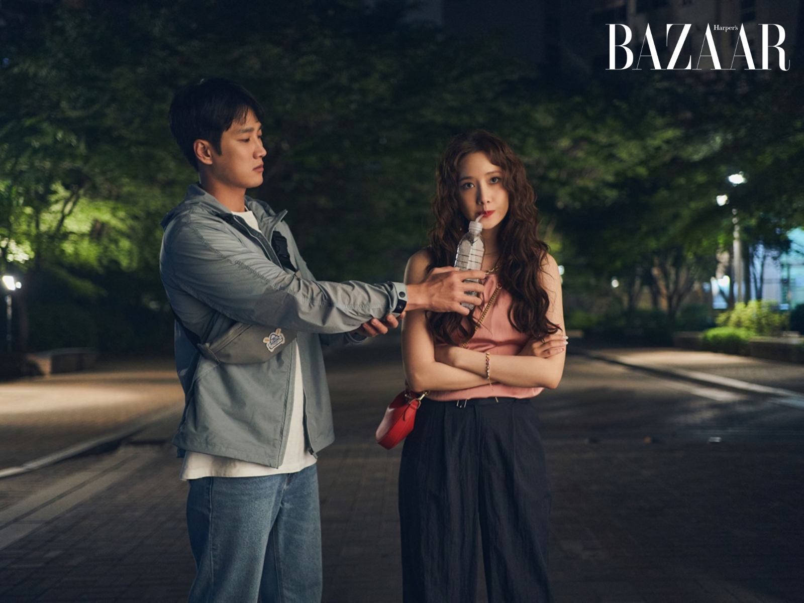 bzvn-review-em-xinh-tinh-quai-2025-yoona-ahn-bo-hyun (1)