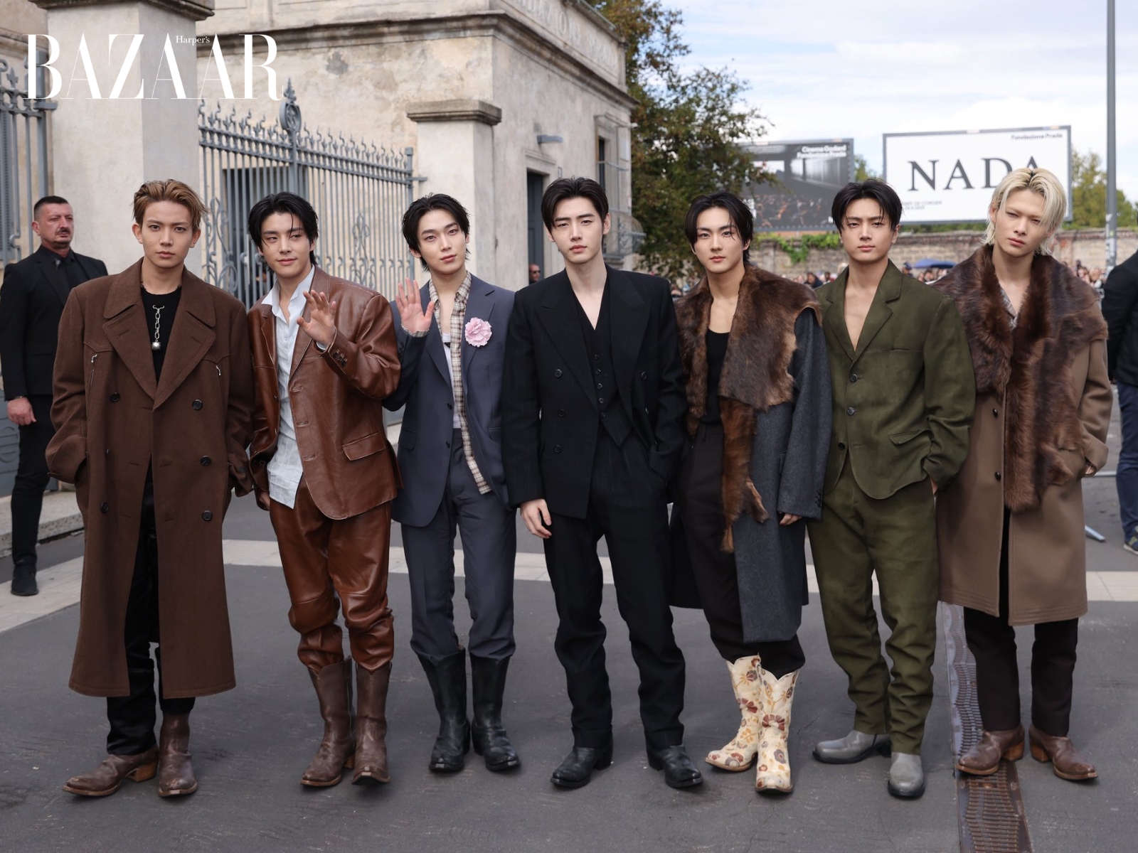 bzvn-show-prada-xuan-he-2026-khach-moi00001