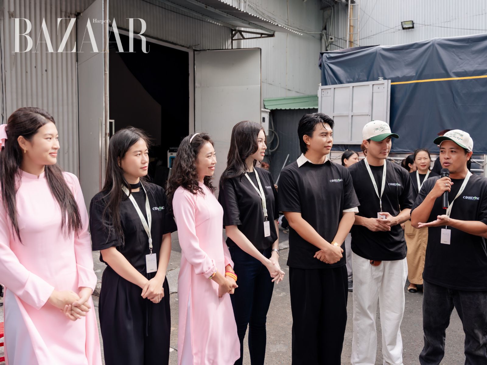 Thiên Ân, Lâm Vĩ Dạ, Thanh Sơn…có mặt tại buổi khai máy. Ảnh: CJ CGV