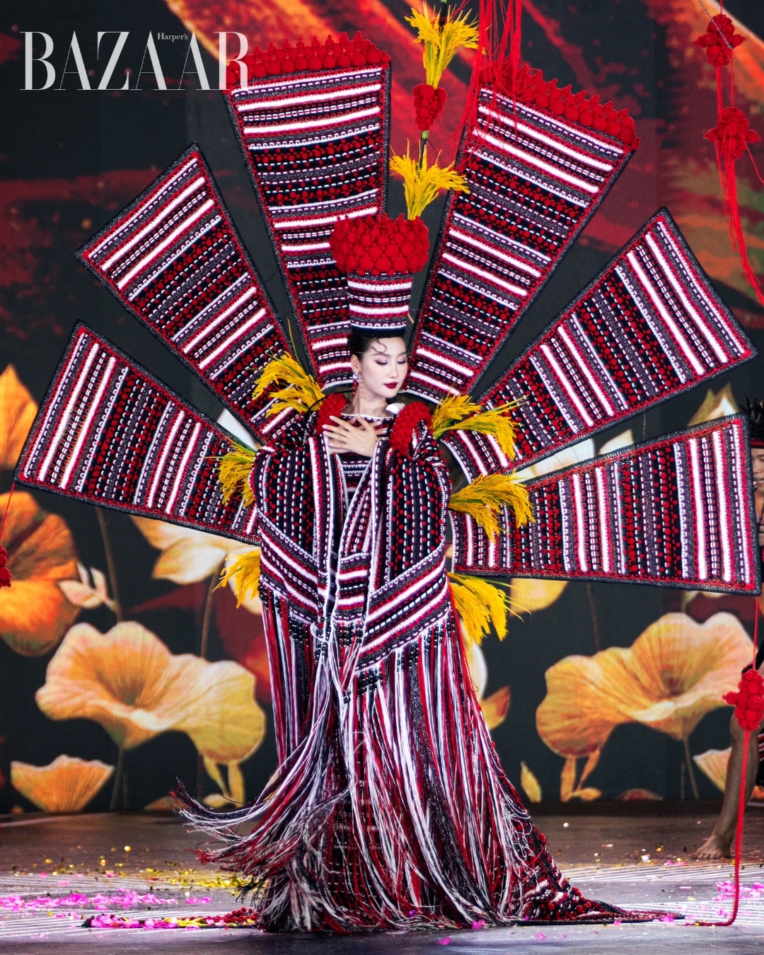 bzvn-trang-phuc-dan-toc-miss-grand-vietnam-2025 (15)