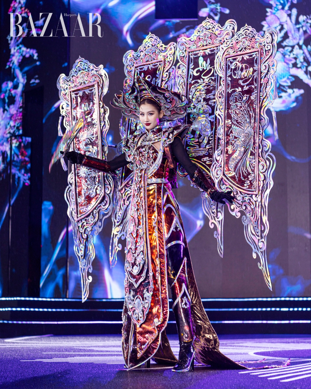 bzvn-trang-phuc-dan-toc-miss-grand-vietnam-2025 (25)