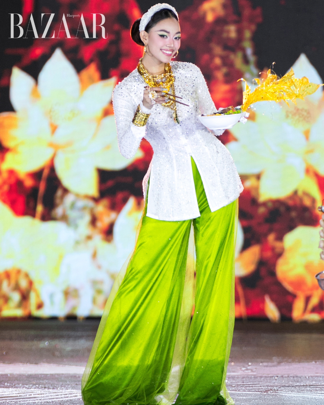 bzvn-trang-phuc-dan-toc-miss-grand-vietnam-2025 (6)