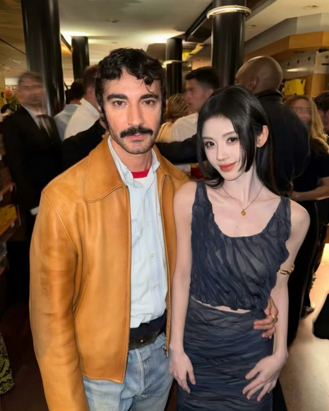 bzvn-versace-cuc-tinh-y-10