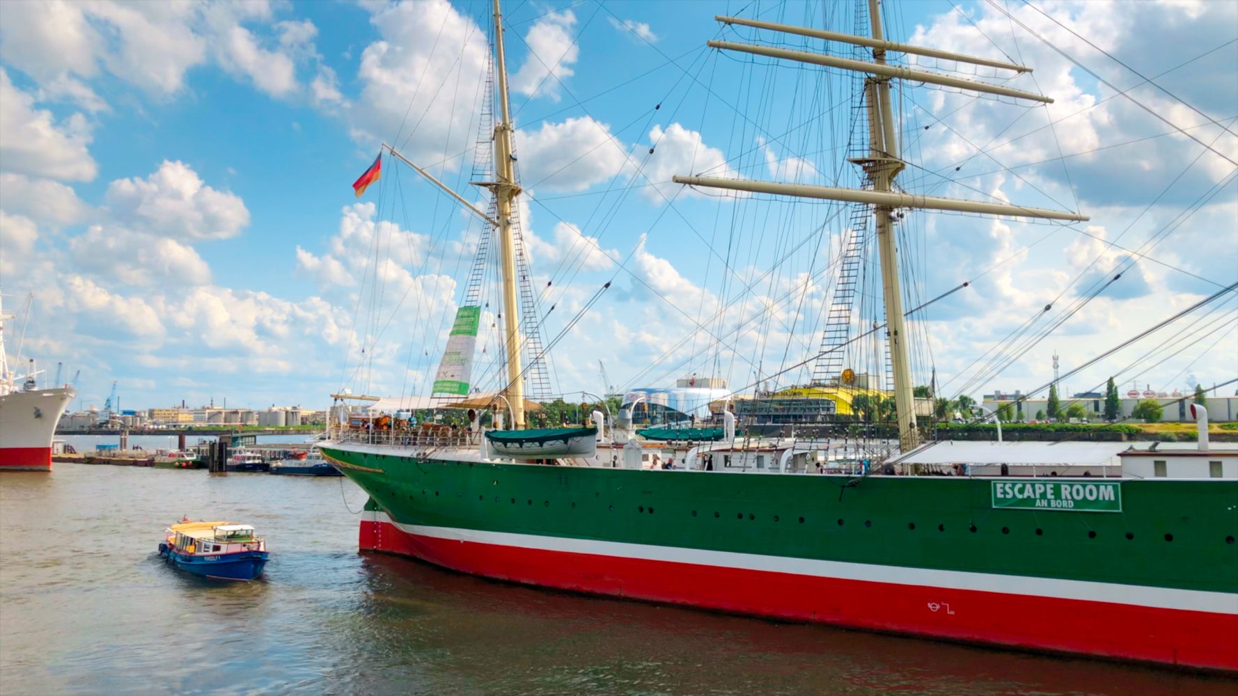 Du lịch Hamburg khám phá những con tàu lịch sử