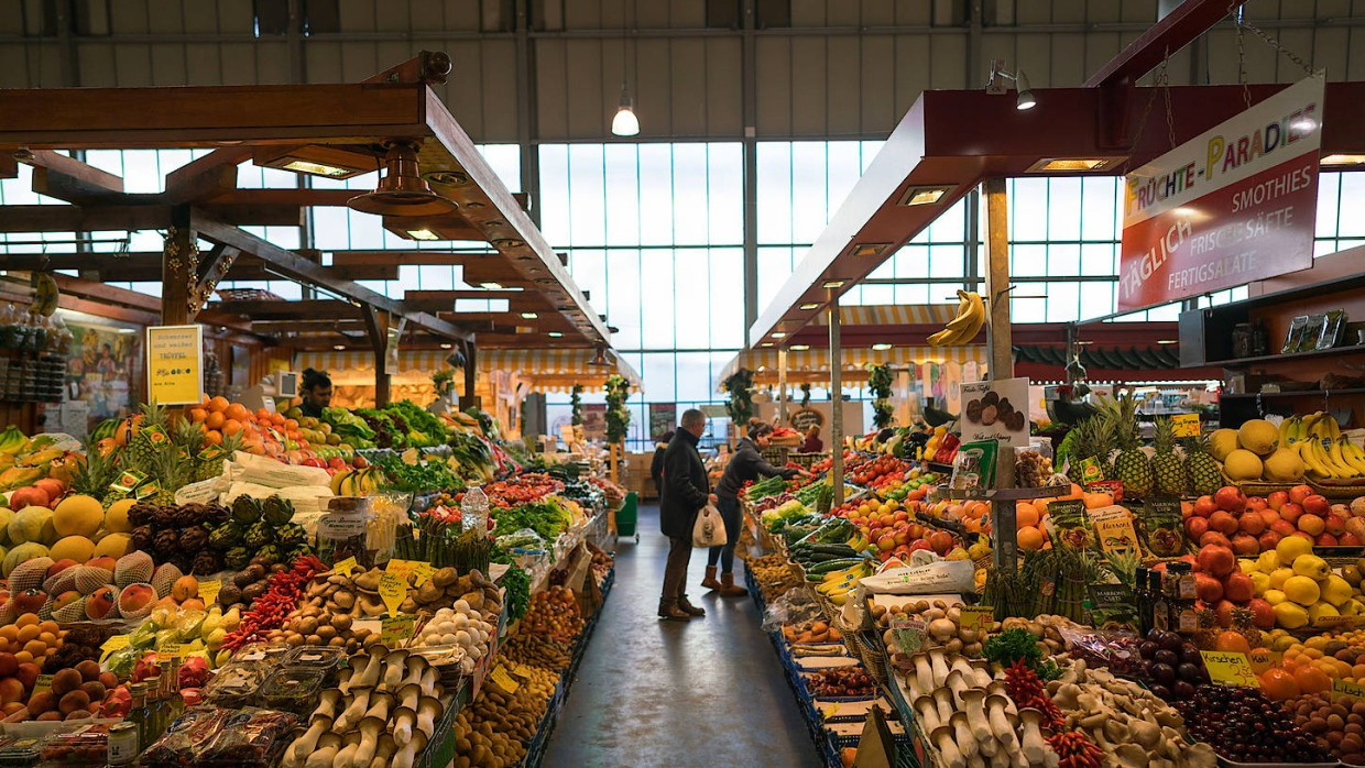 Mua sắm và thưởng thức ẩm thực tại Kleinmarkthalle