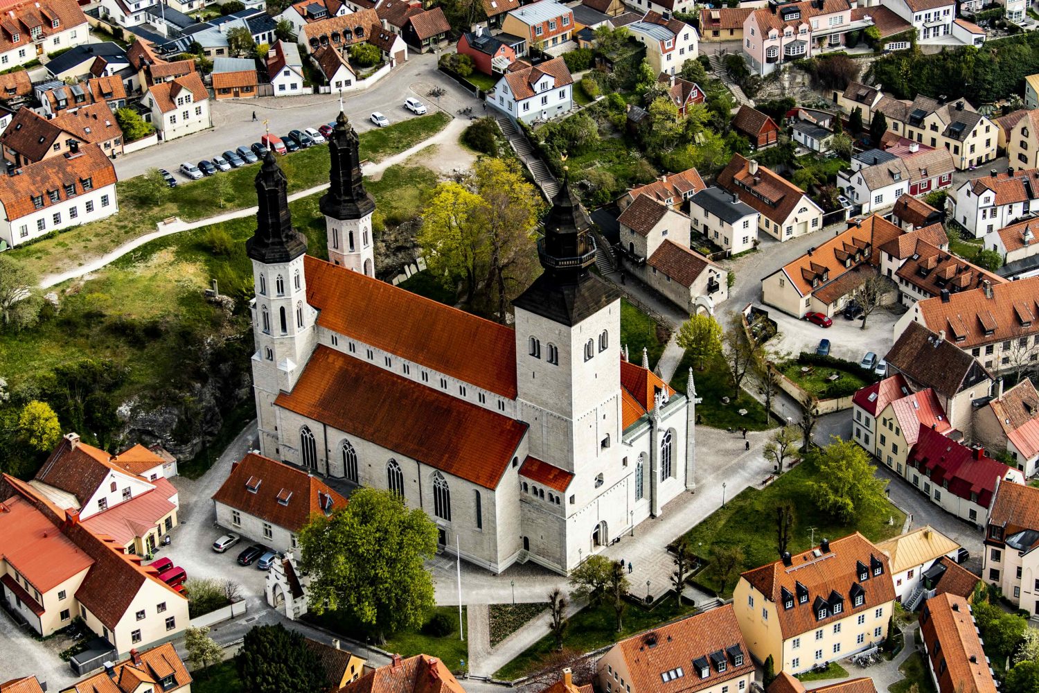 Visby, “viên ngọc Trung cổ của biển Baltic”