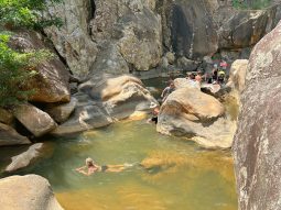 Giá vé khu du lịch Ba Hồ