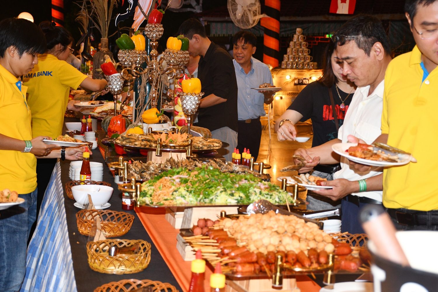 Ẩm thực ở khu du lịch Đầm Sen