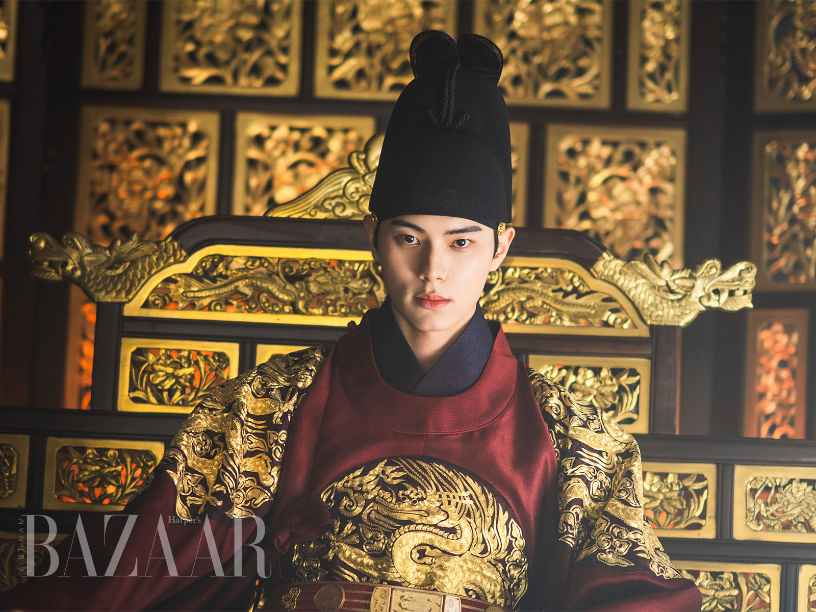 Vì sao phim Bon Appetit, Your Majesty sửa hình tượng nam chính Lee Chae Min?