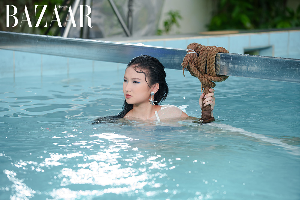 Tập 6 Vietnam’s Next Top Model 2025 đưa thử thách chụp ảnh dưới nước trở lại