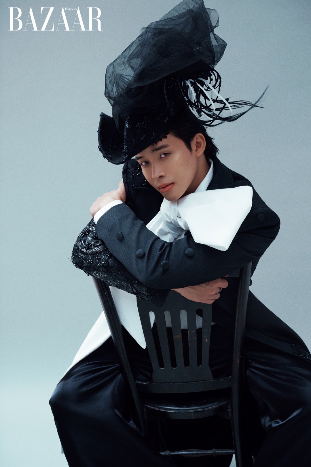 Trần Đạt, Stylist of the Year của Harper's Bazaar Star Awards 2025: Secret Blooms. 