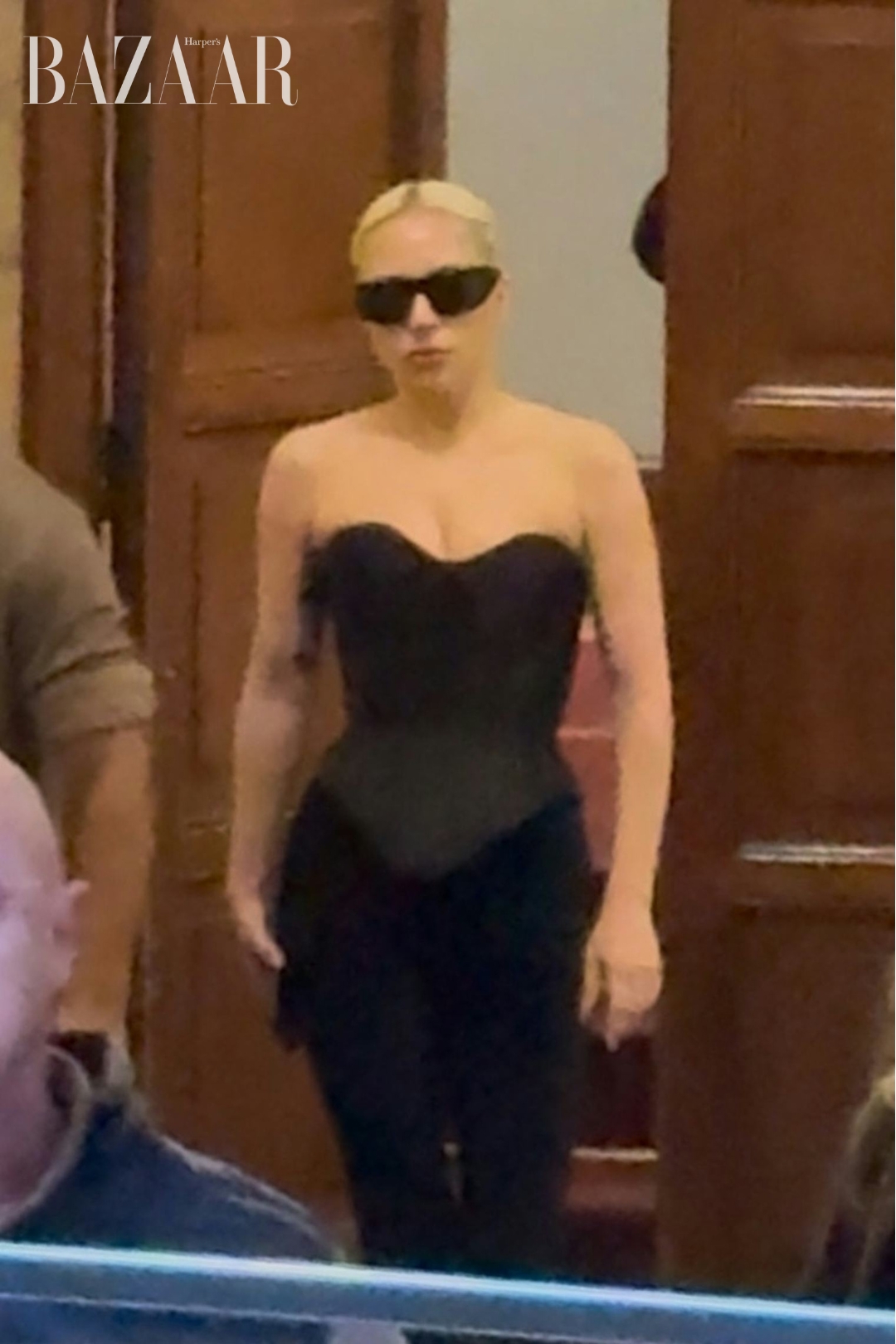 BZVN-LADY-GAGA-QUAY-THE-DEVIL-WEARS-PRADA-2