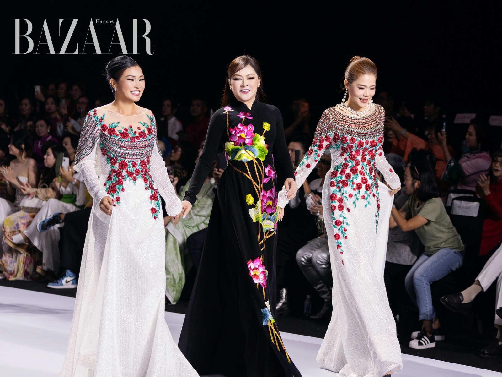 BZVN-LINH-SAN-LUA-LA-TRA-HOA-SHOW-FINAL00003