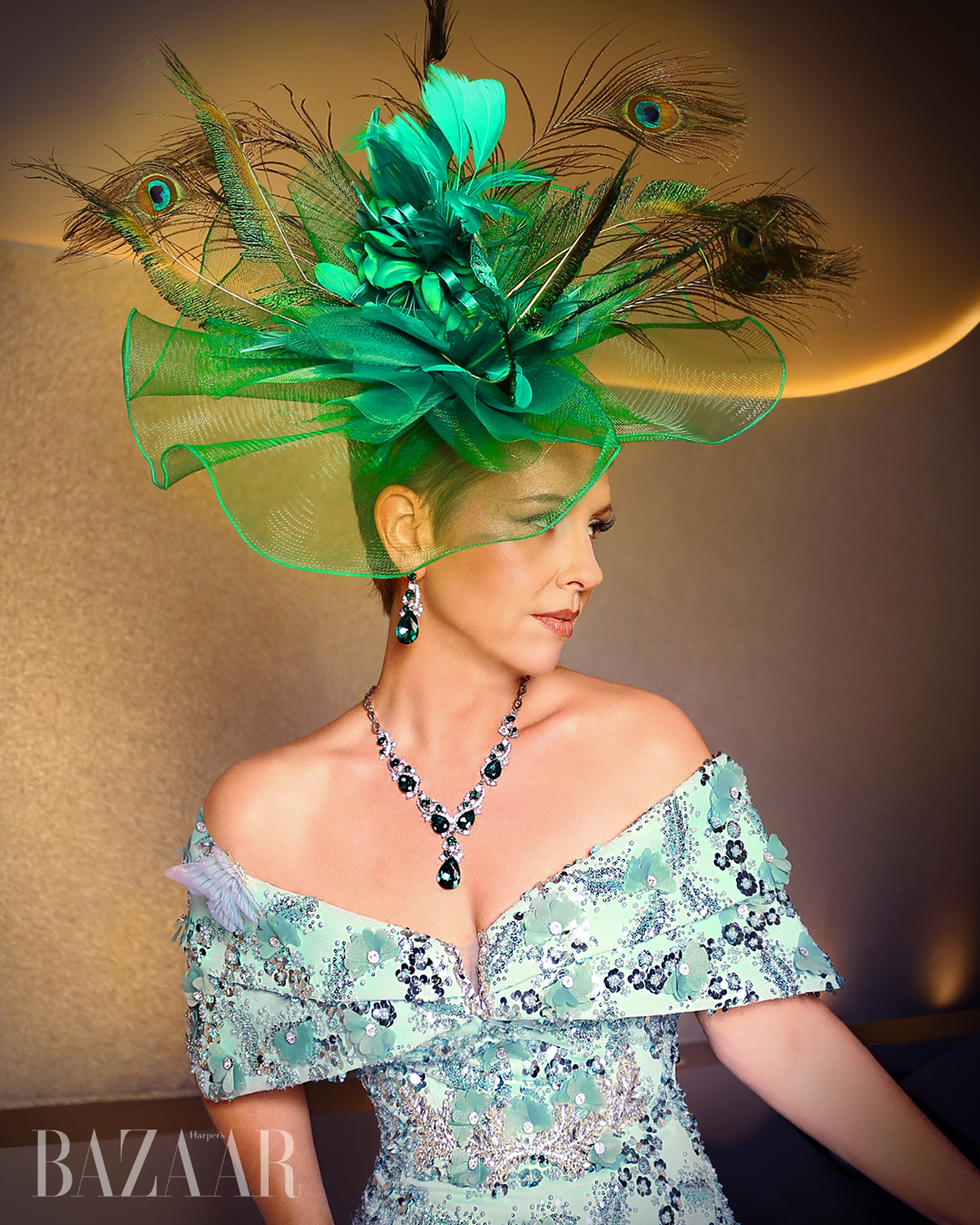 Người mẫu Naomi Parisette trong trang phục của Svetik’s Couture 4