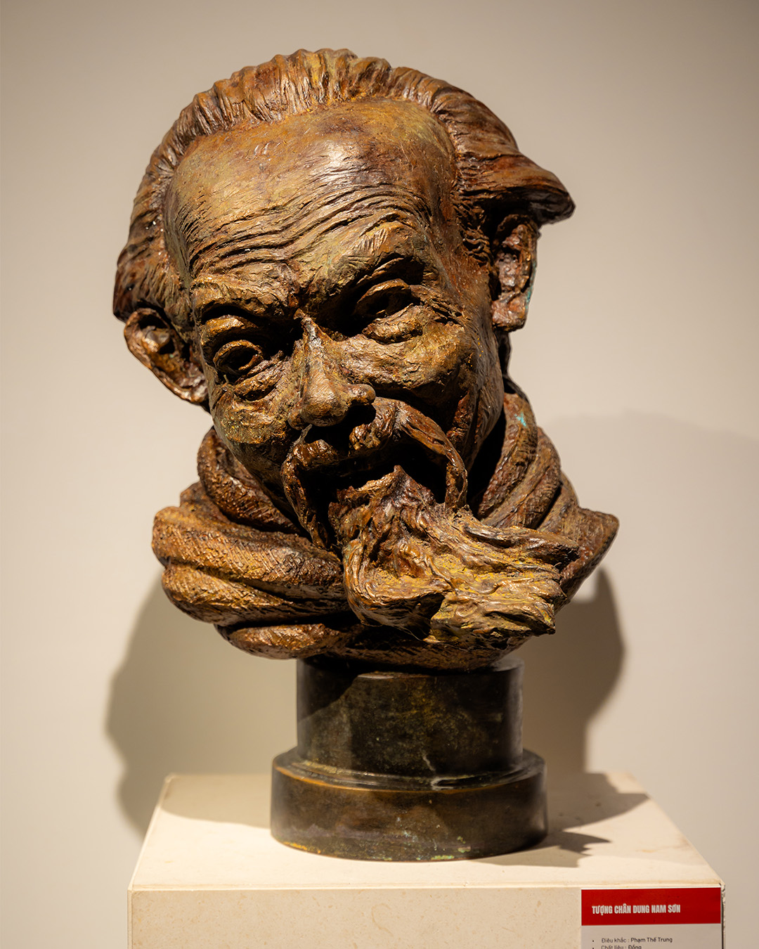 Ra mắt triển lãm và sách tôn vinh di sản của danh họa Nam Sơn