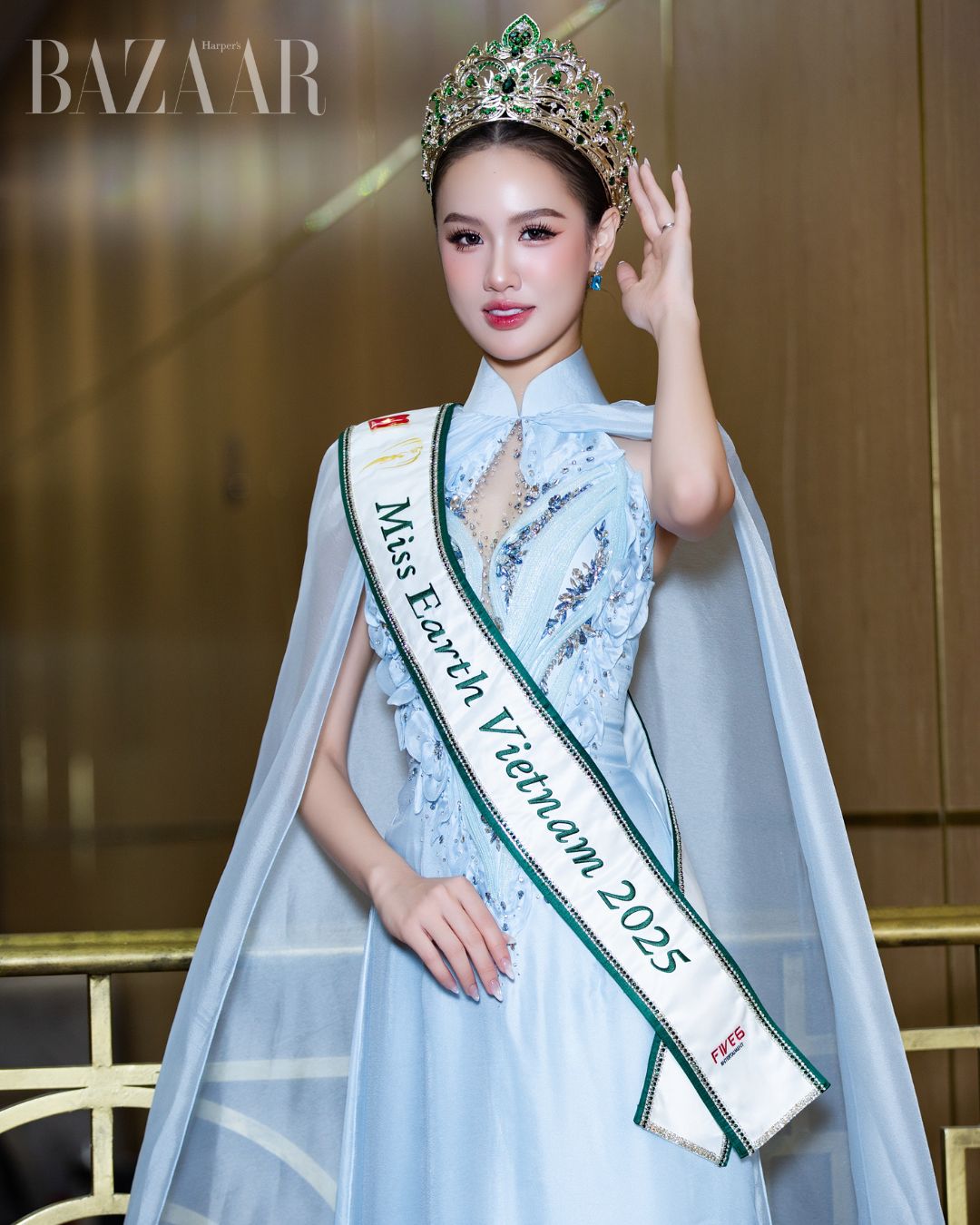 Trịnh Mỹ Anh nhận sash và vương miện, sẵn sàng chinh phục Miss Earth 2025