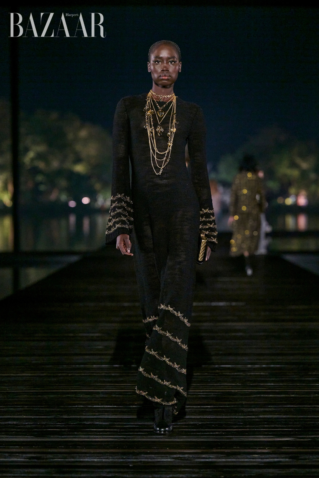 bzvn-chanel-off-season-2025