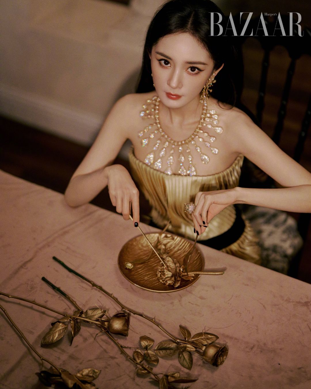 bzvn-luu-diec-phi-duong-mich-truong-tinh-nghi-trang-suc-3