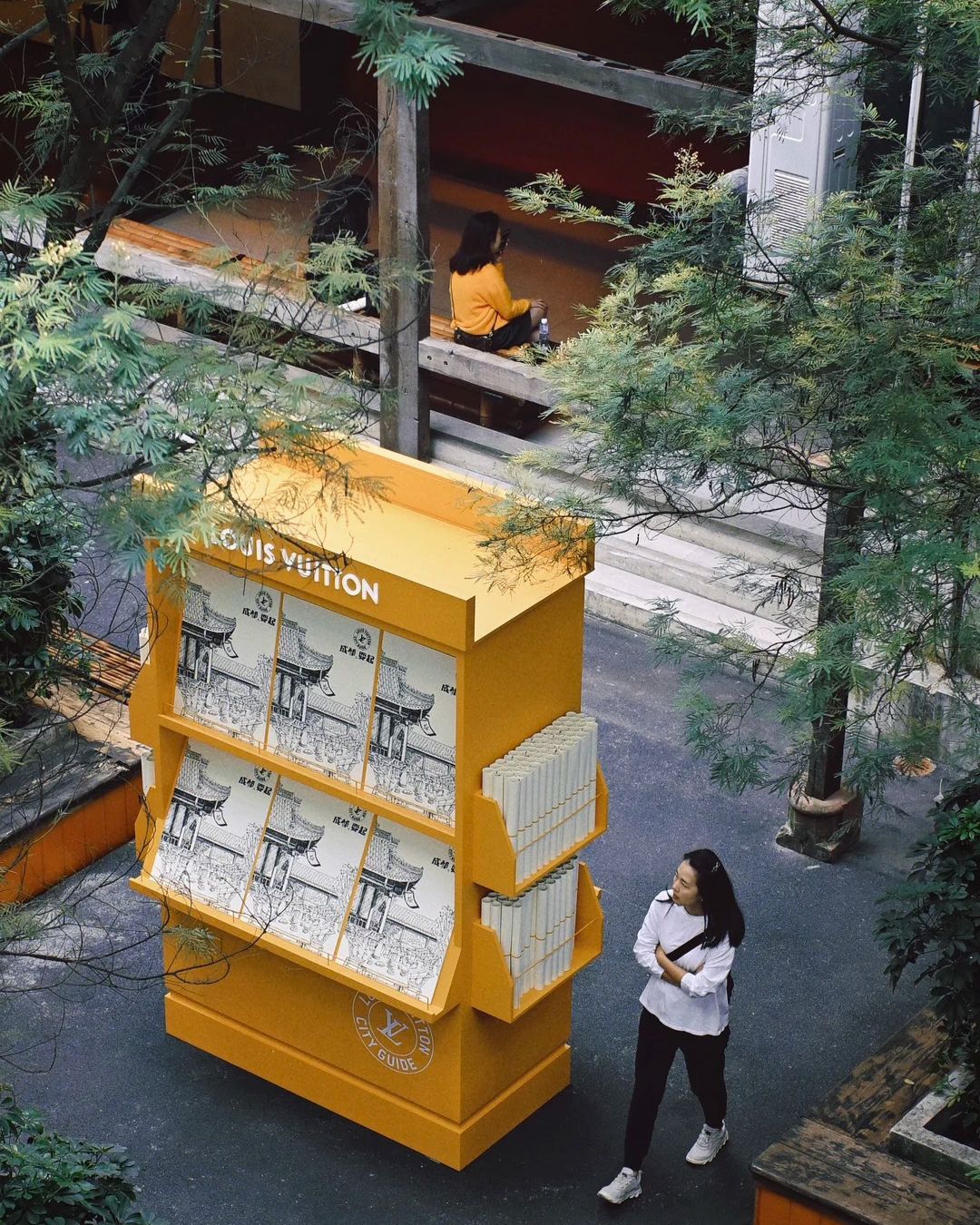 bzvn-lv-cung-tuan-chau-dong-vu-cheng-du-1