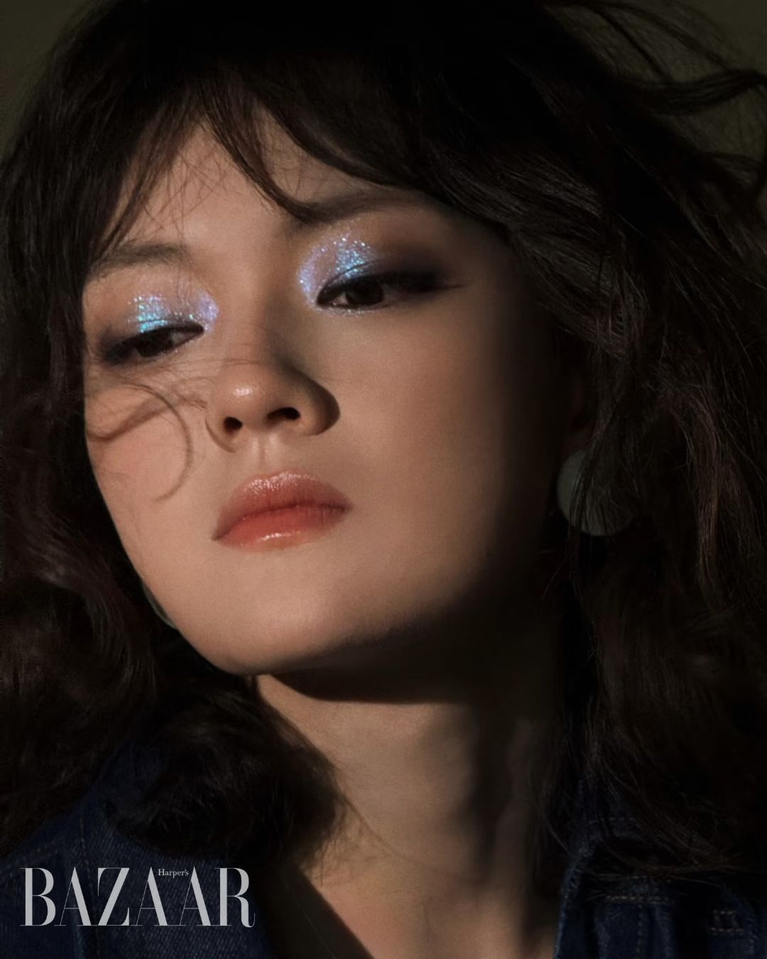 bzvn-trang-diem-mat-anh-xanh-lam-6