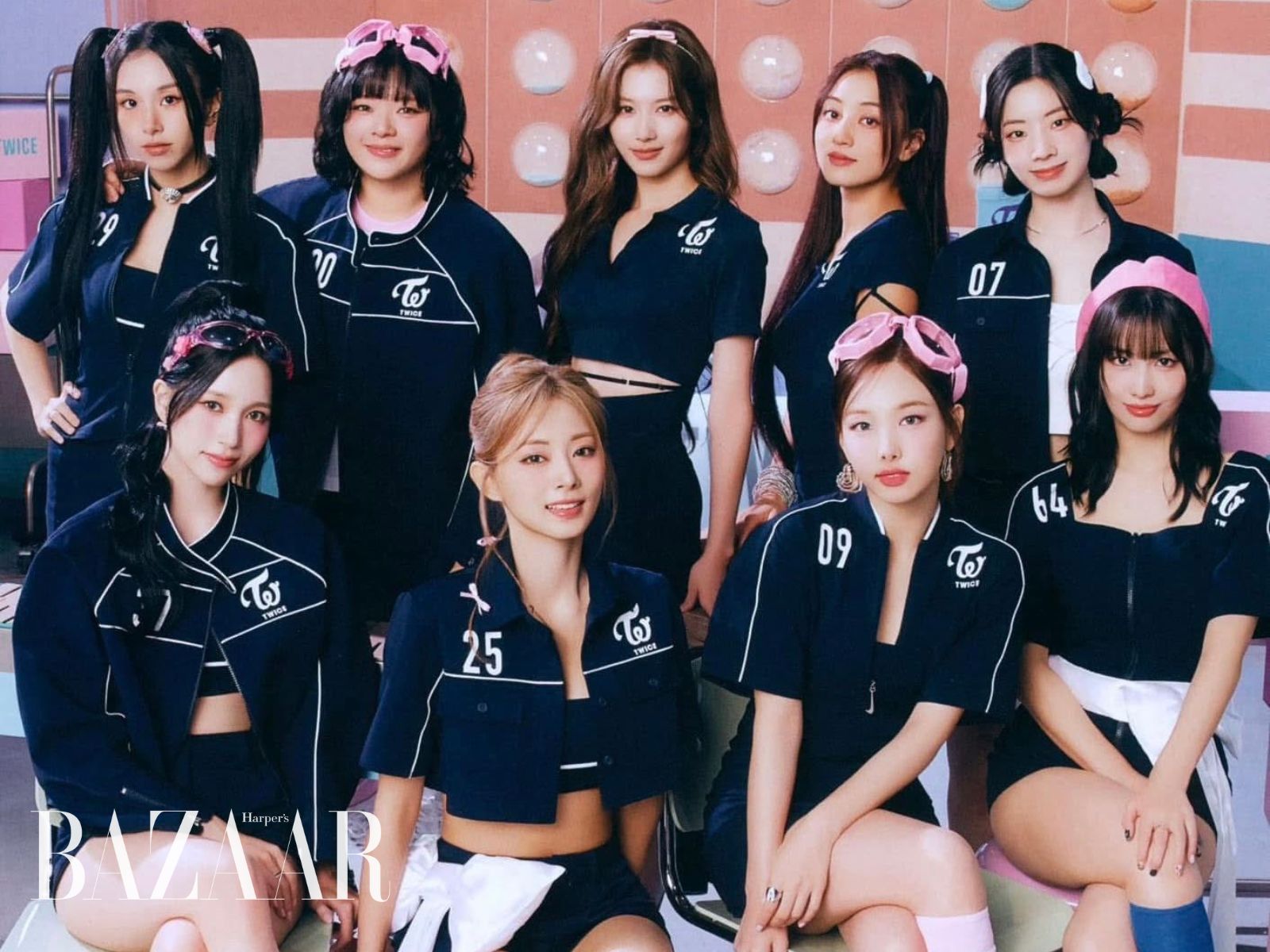 bzvn-victoria-secret-2025-twice-lisa-2