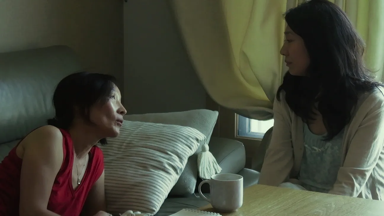 Các tập phim có sự tham gia của Kim Min Hee: In front of your face (2021)