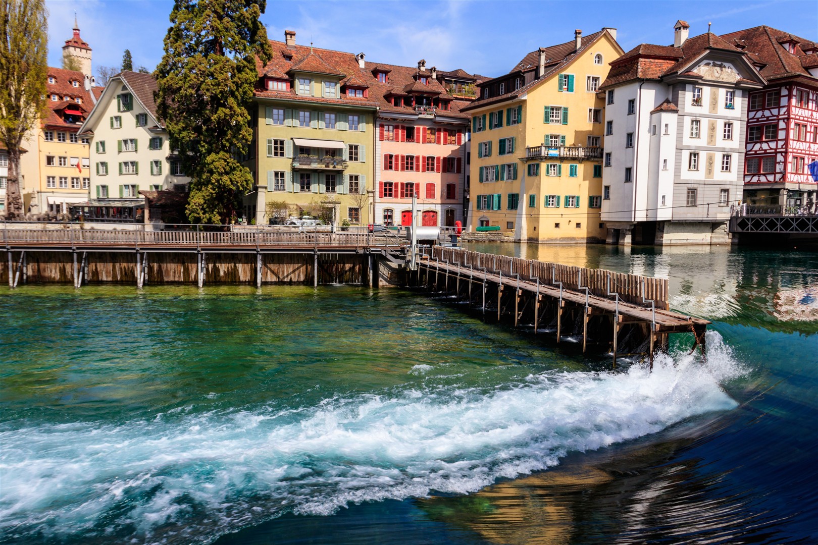 Du lịch thành phố Lucerne khám phá đập Needle