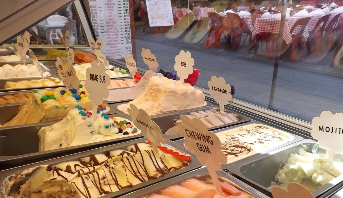Ăn gì ở Nice? Thưởng thức kem mát lạnh