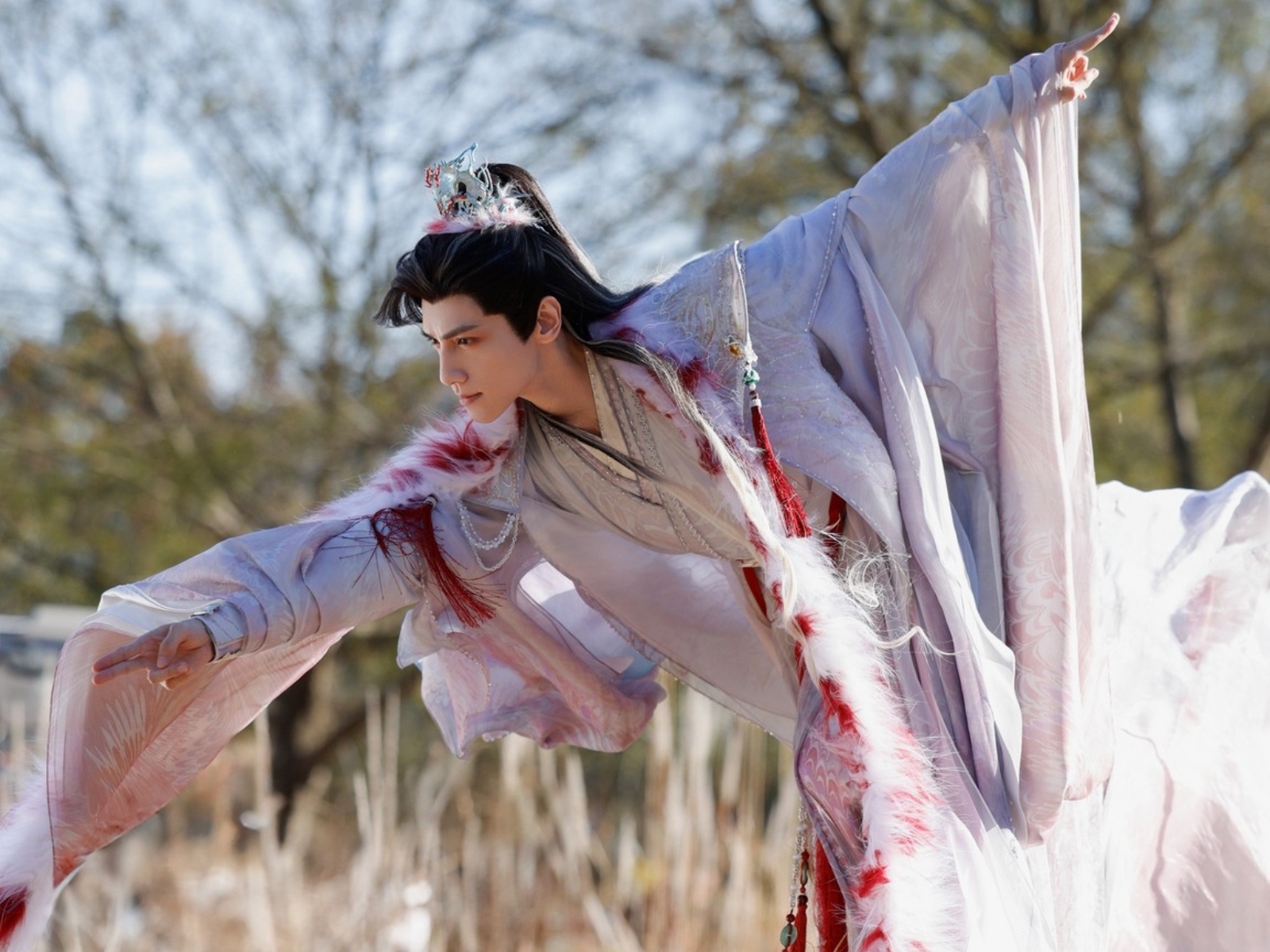 Thủy Long Ngâm: La Vân Hi cùng huynh đệ cũ tái ngộ, gánh cả visual lẫn năng lực diễn xuất