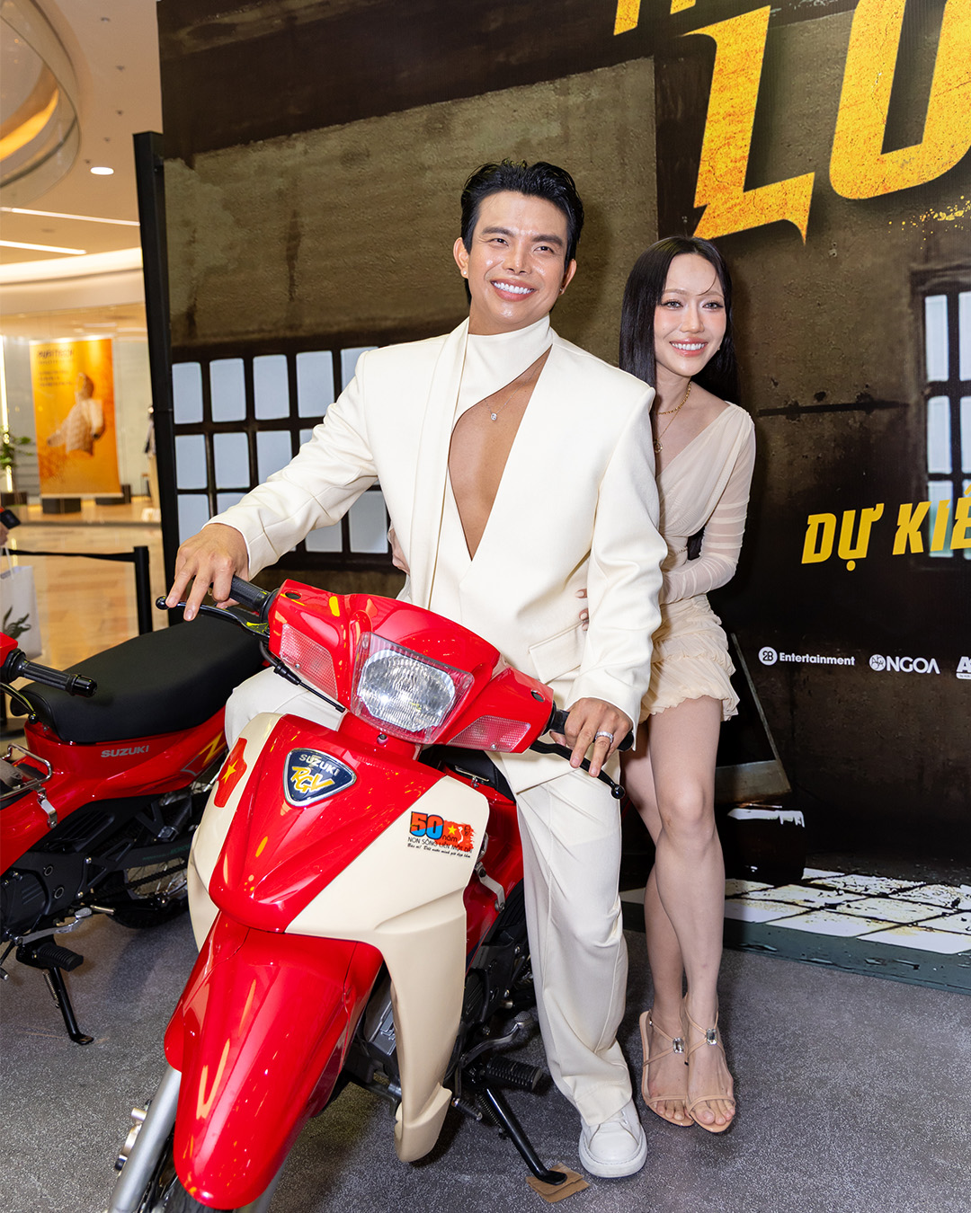 NTK Đỗ Long và Diệu Nhi cũng có mặt ở sự kiện từ rất sớm