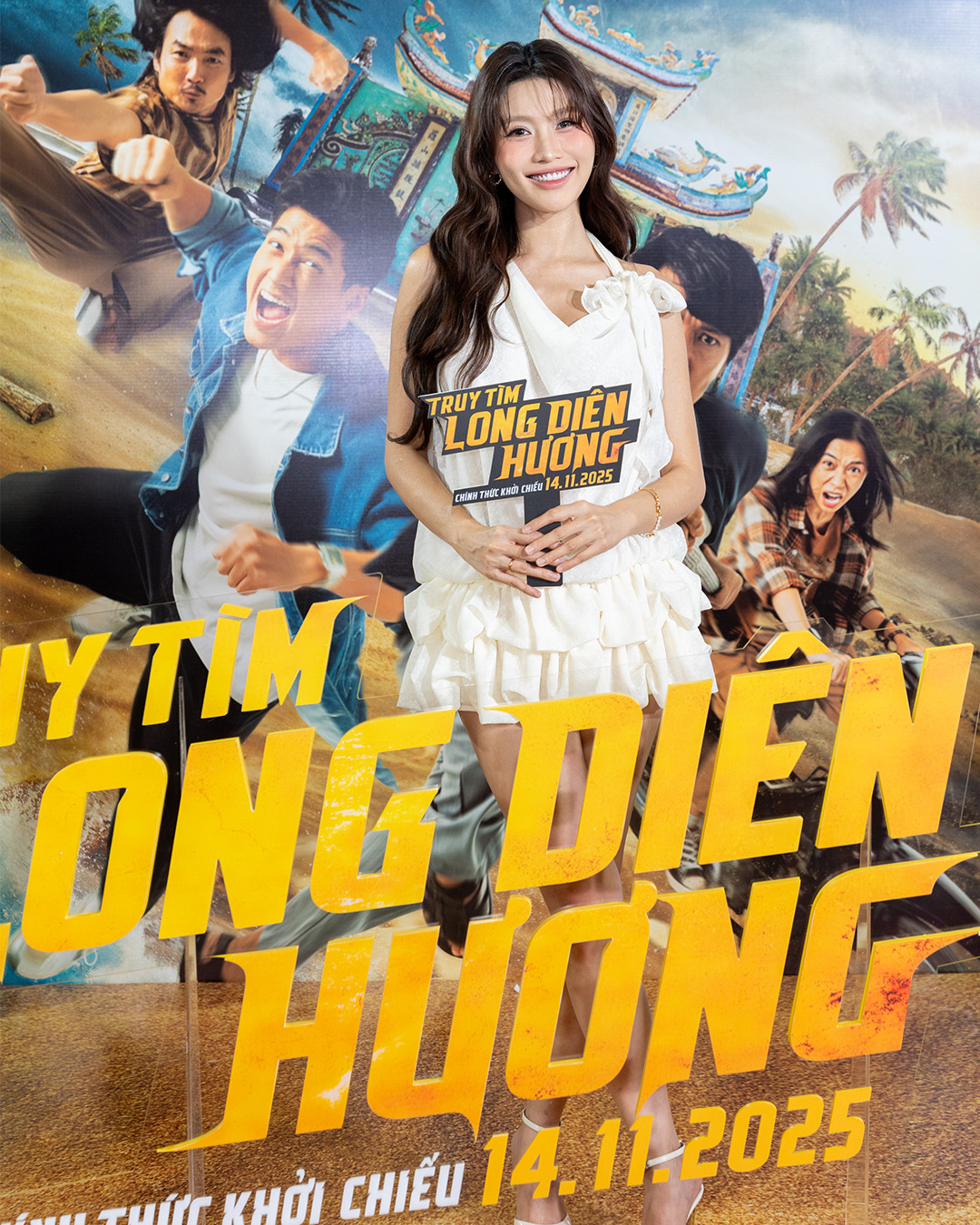 Á hậu Chế Nguyễn Quỳnh Châu