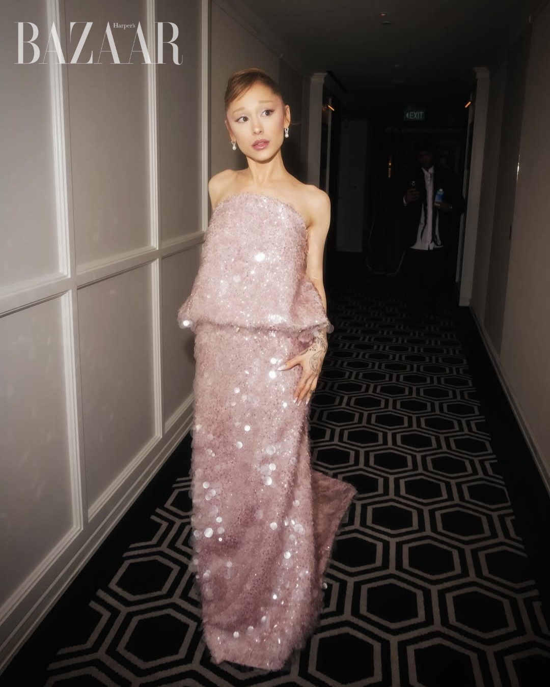 bzvn-ariana-grande-balenciaga-couture-pierpaolo-piccioli-wicked-200002