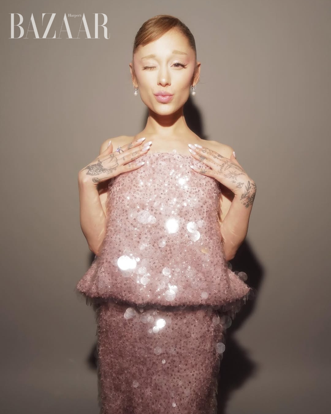 bzvn-ariana-grande-balenciaga-couture-pierpaolo-piccioli-wicked-200003