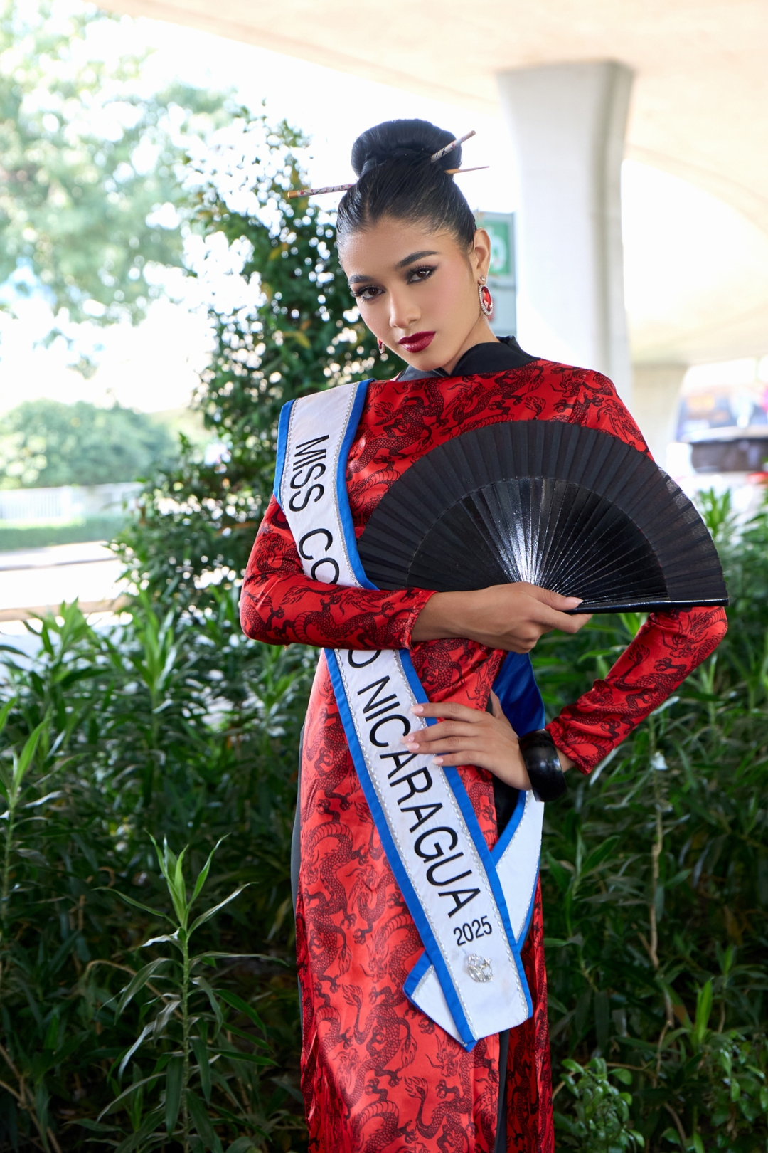 bzvn-cac-miss-cosmo-2025-nhap-cuoc00004