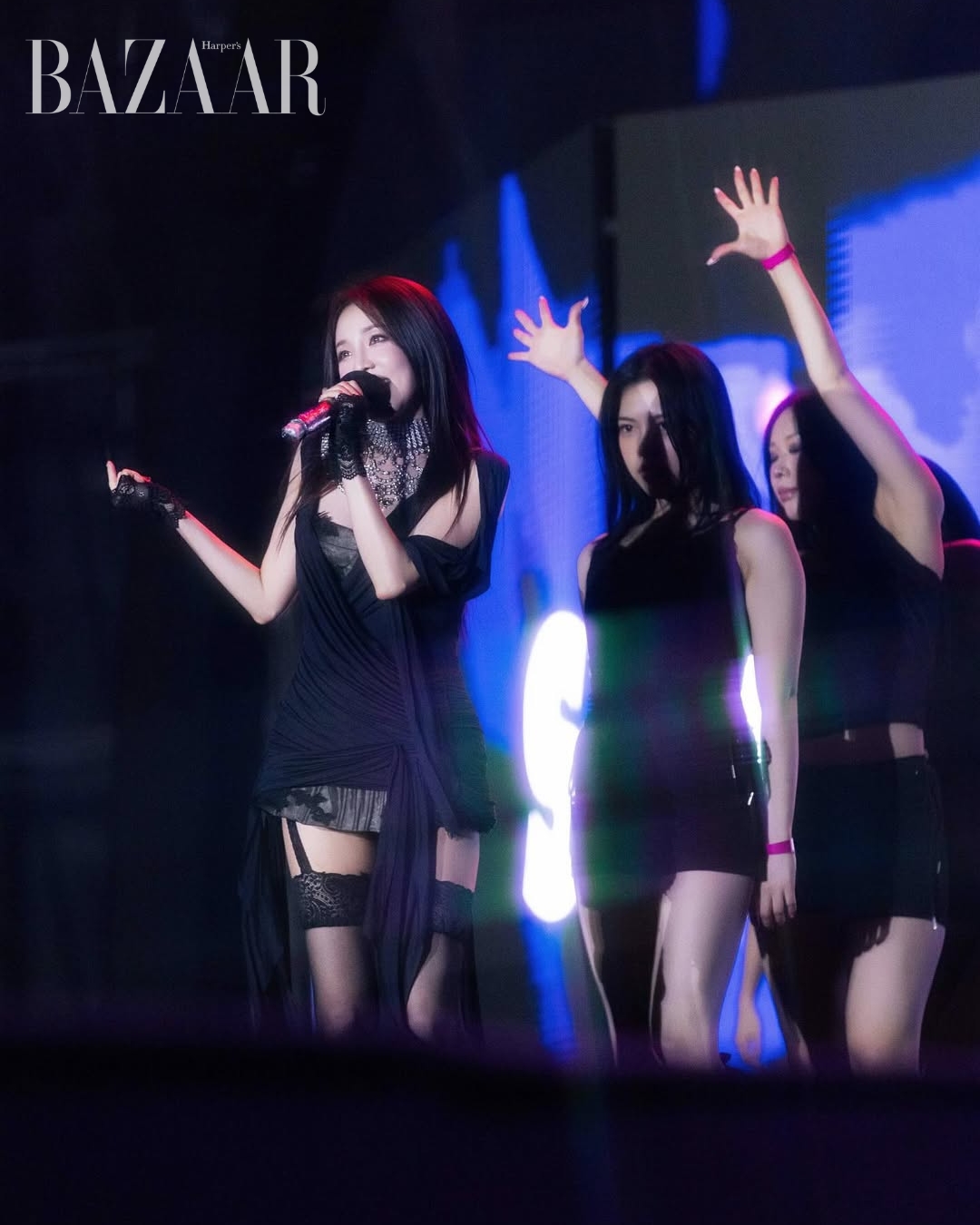 bzvn-dara-2ne1-waterbomb-hcm-ononmm (5)