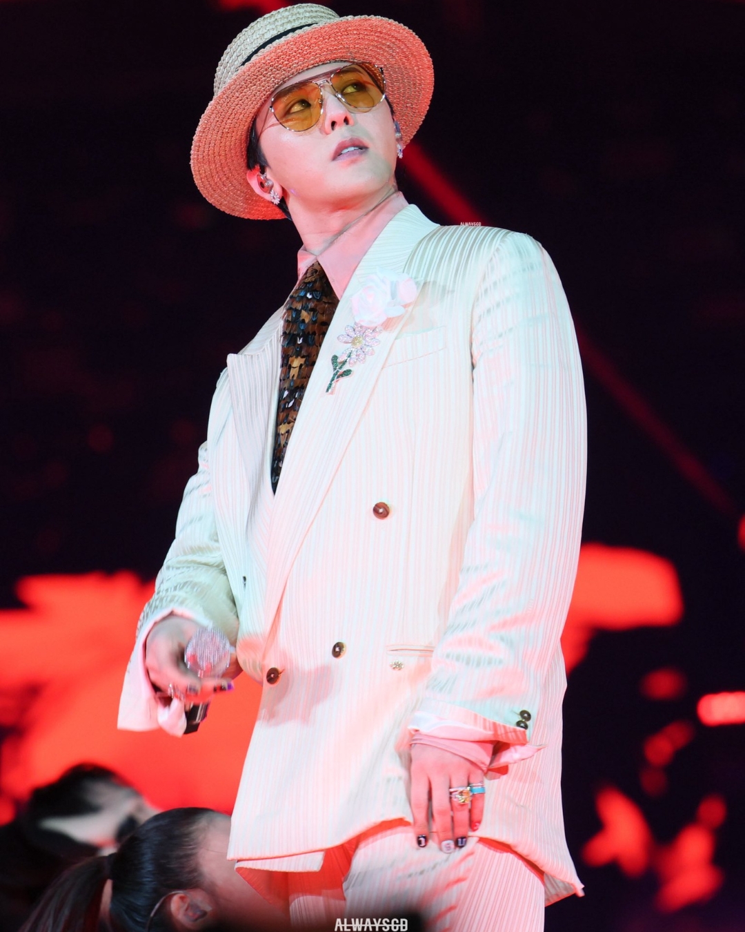 bzvn-g-dragon-concert-hanoi-vietnam-viet-nam