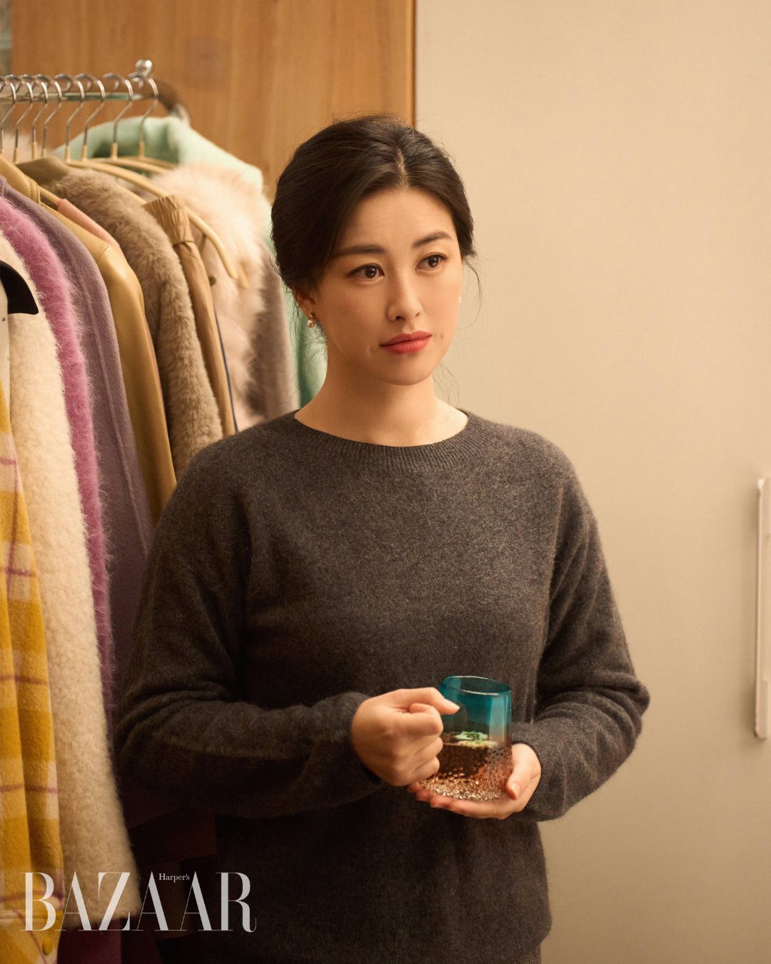 bzvn-hoac-kien-hoa-chu-chau-phim-tai-sao-anh-ay-van-doc-than-7 (2)