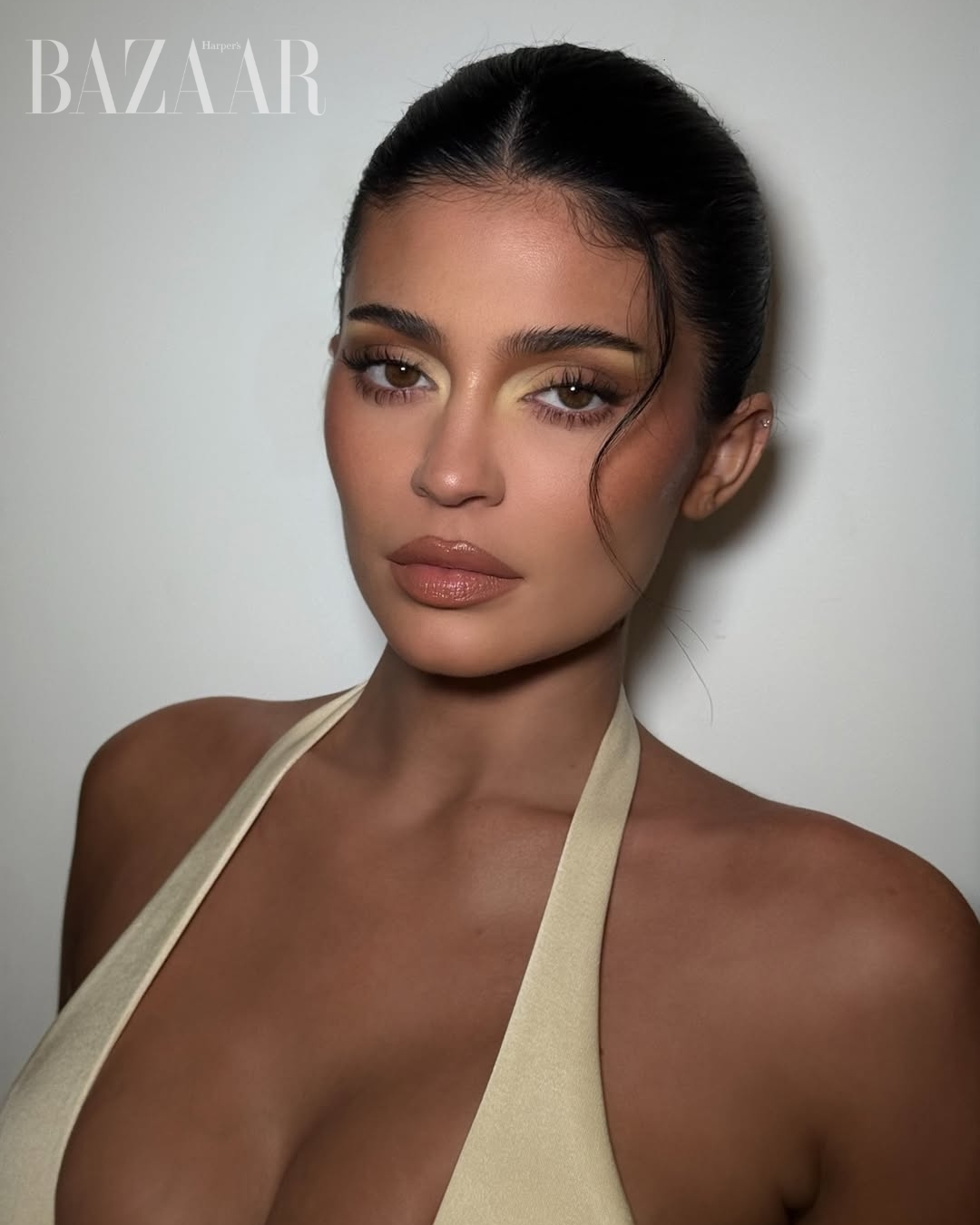 bzvn-kylie-jenner-corset-fanci-club00002