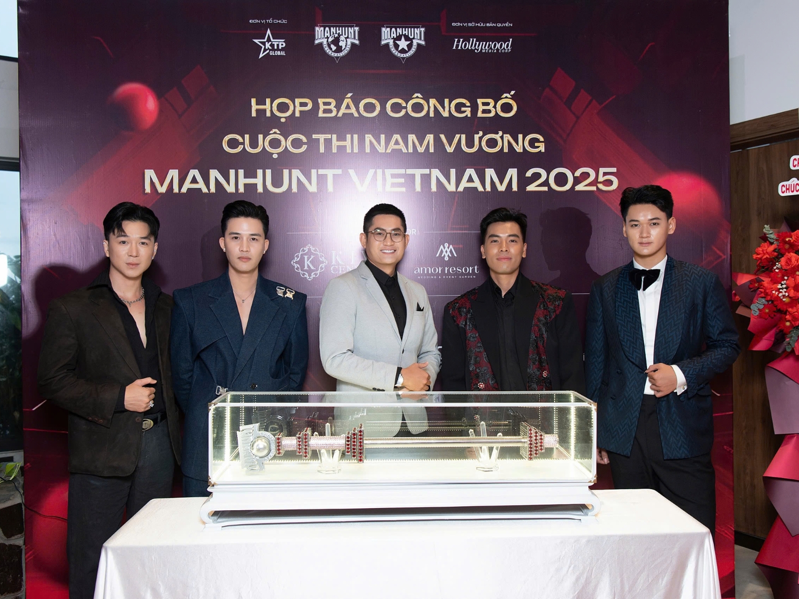 Họp báo công bố sự trở lại của Manhunt Vietnam 2025, diễn ra vào ngày 17/11. Ảnh: Huy Trần