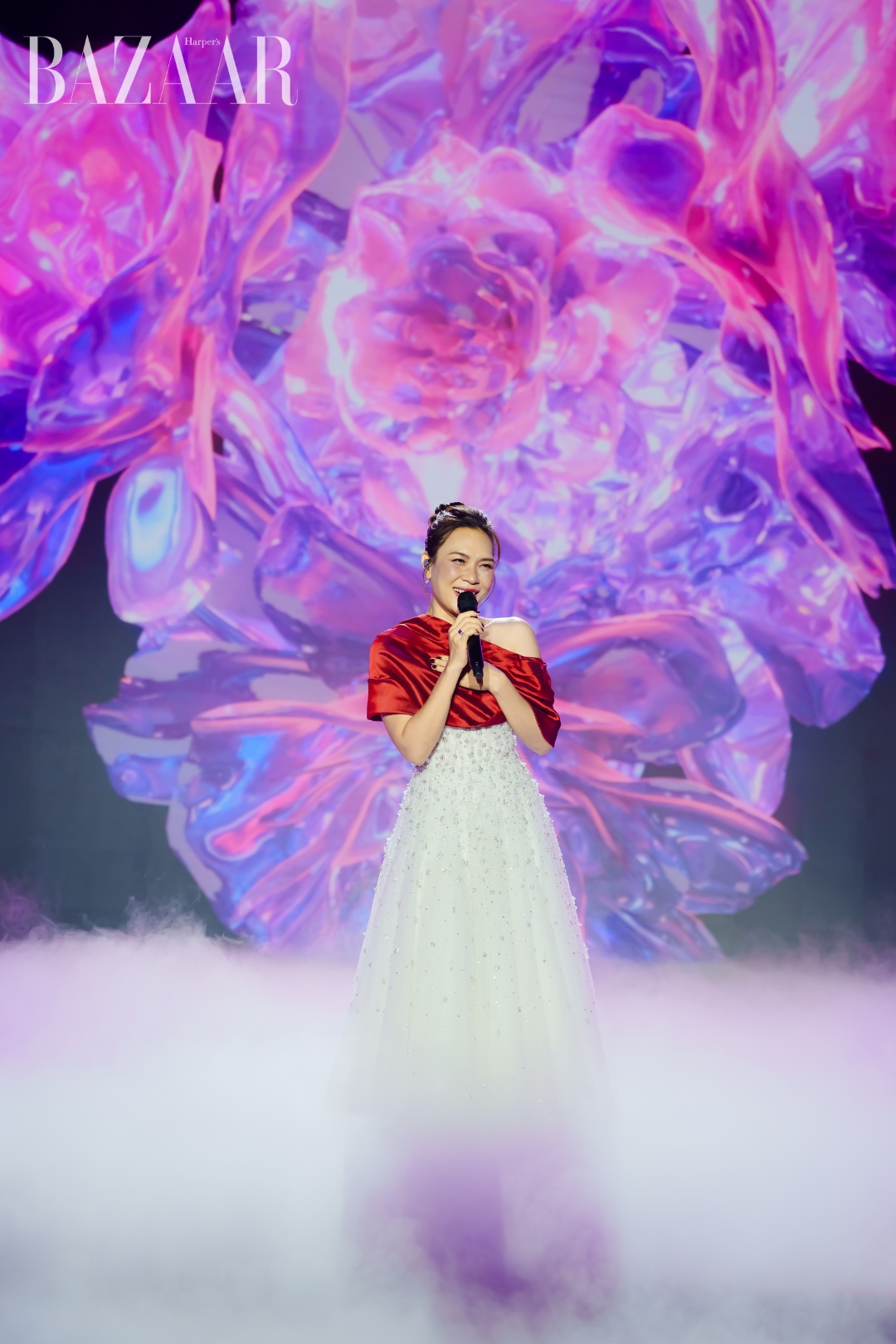 bzvn-my-tam-harpers-bazaar-star-awards-2025-nk-stu