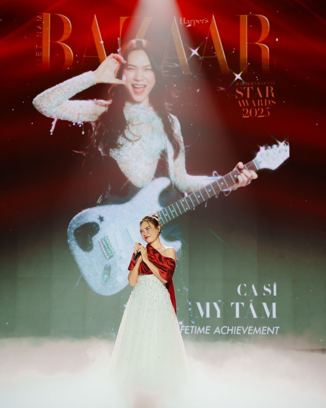 bzvn-my-tam-harpers-bazaar-star-awards-202500001