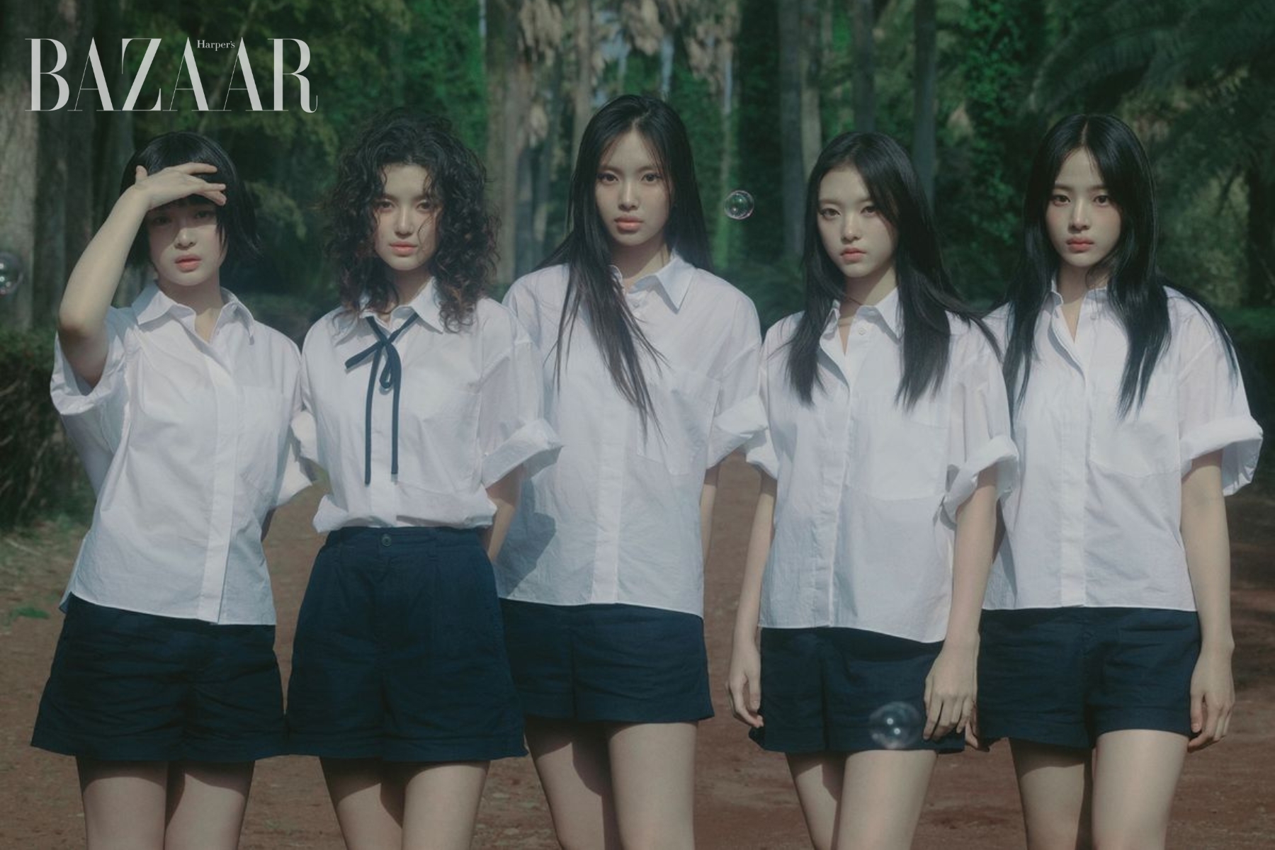 bzvn-newjeans-tai-hop-duoi-truong-ador (4)