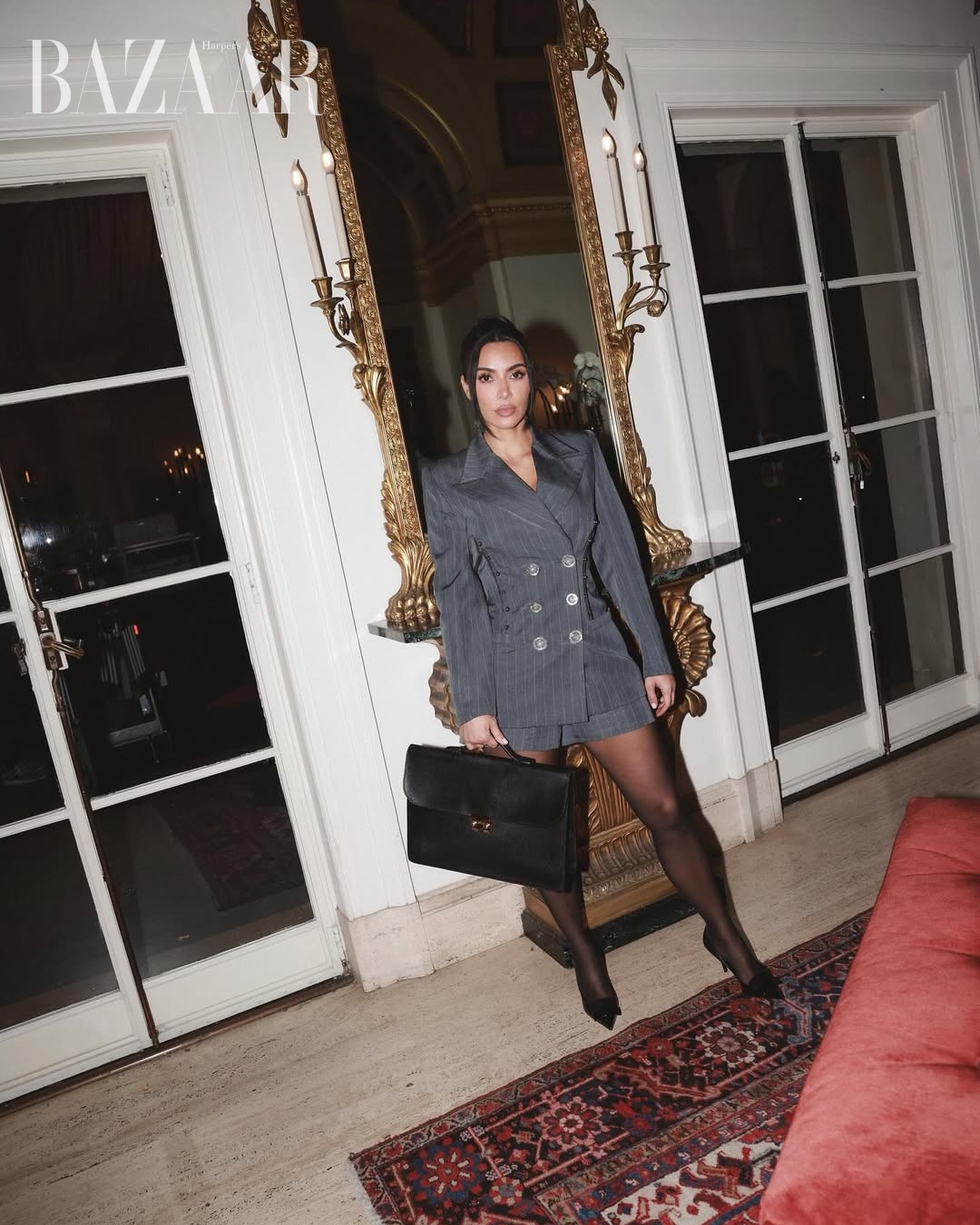 bzvn-thoi-trang-cua-kim-kardashian-trong-alls-fair (14)