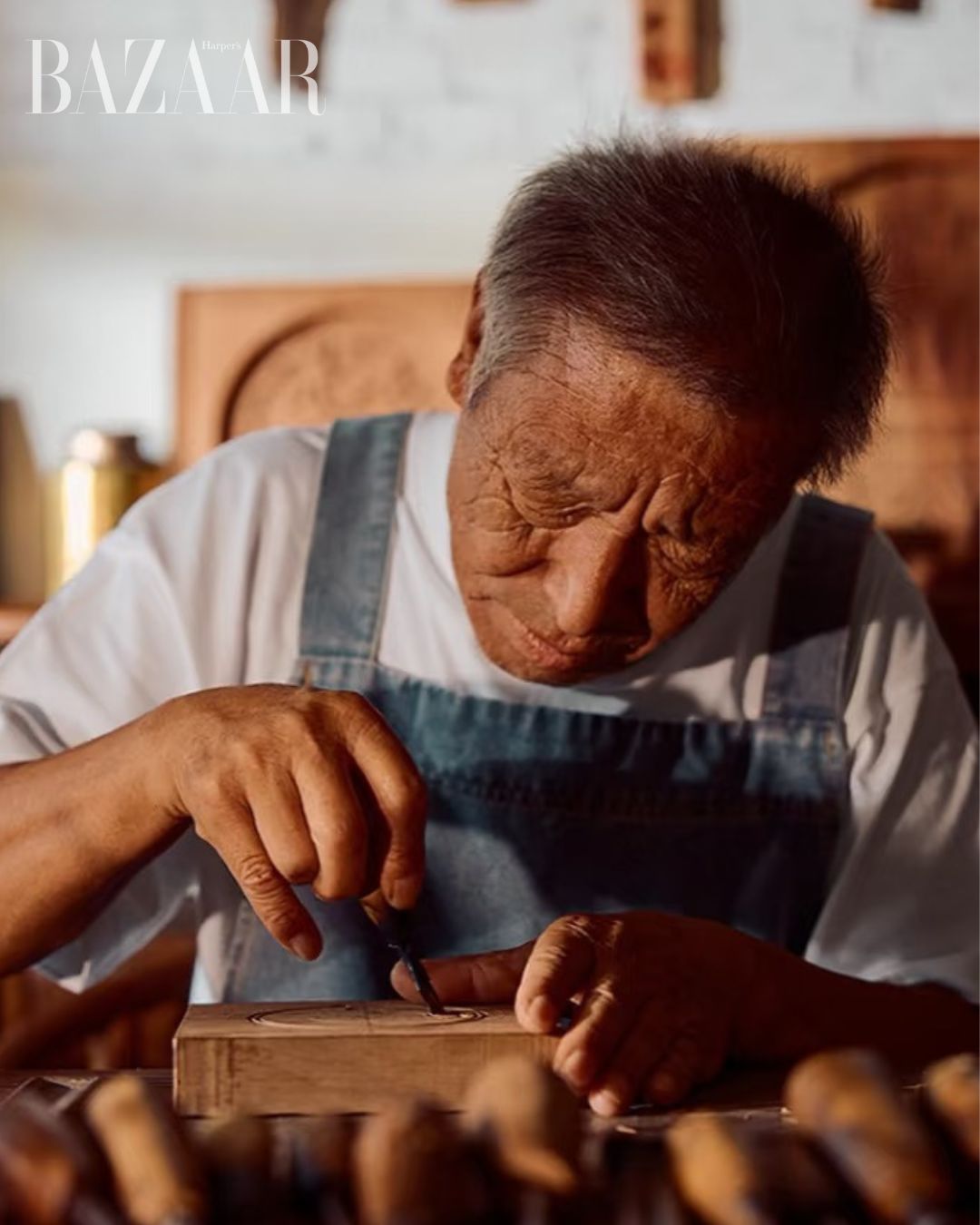 Nghệ nhân làm khuôn Hiếu Nghĩa. Ảnh: ROLEX