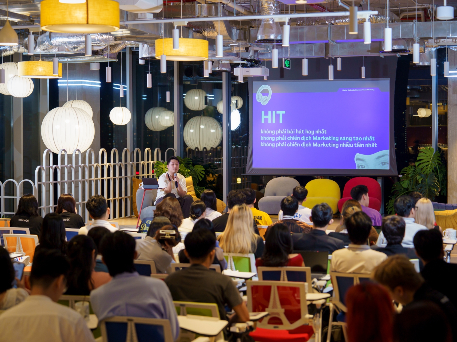 bzvn-xtalk001-lee-khuat (4)