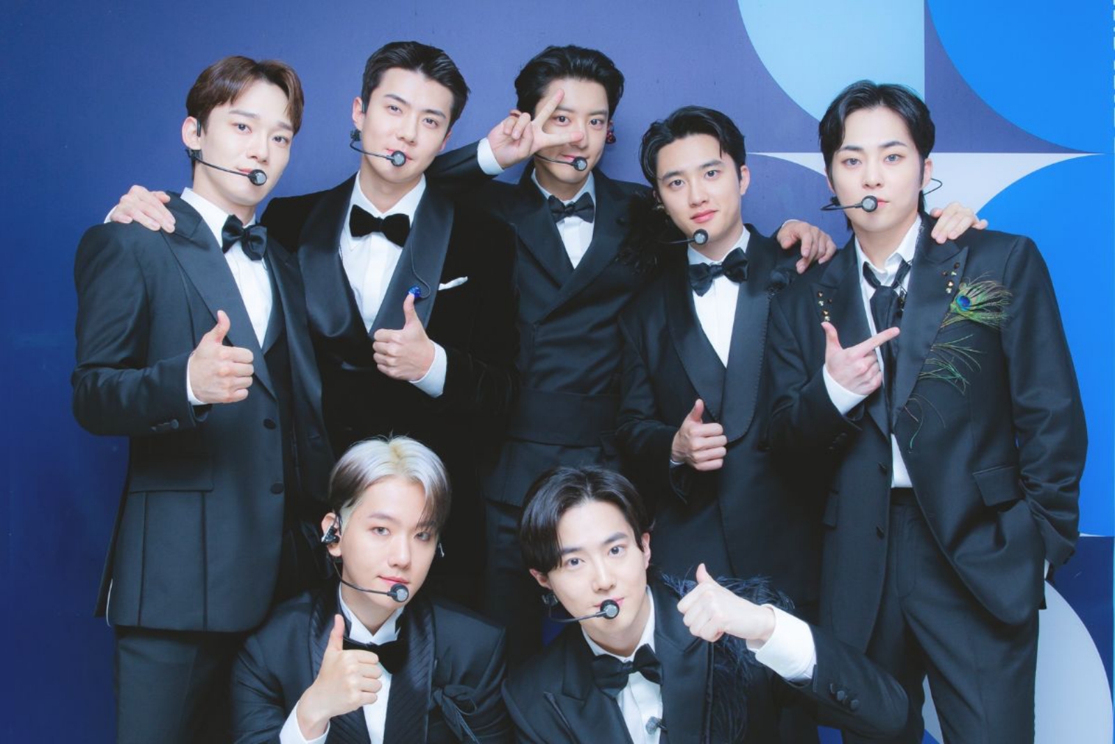 D.O. khi còn hoạt động với EXO. Ảnh: Twitter