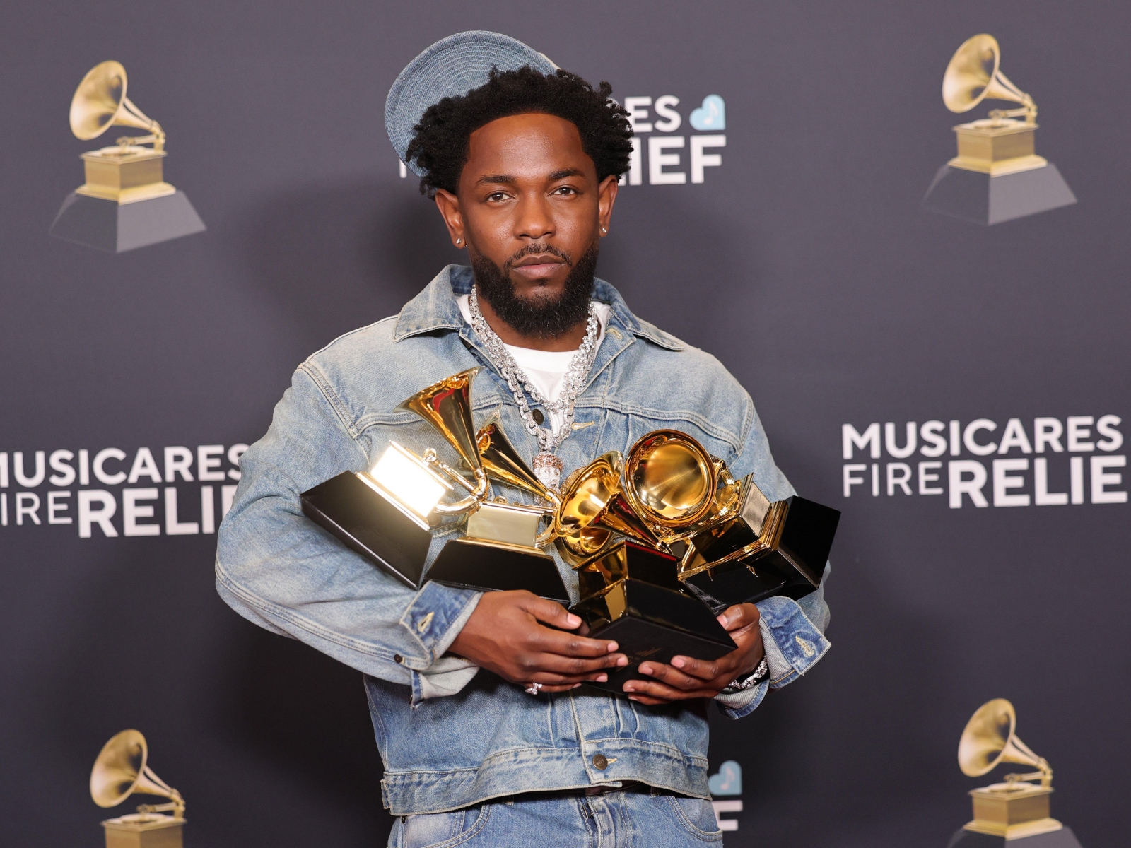 Kendrick Lamar dẫn đầu danh sách đề cử Grammys 2026
