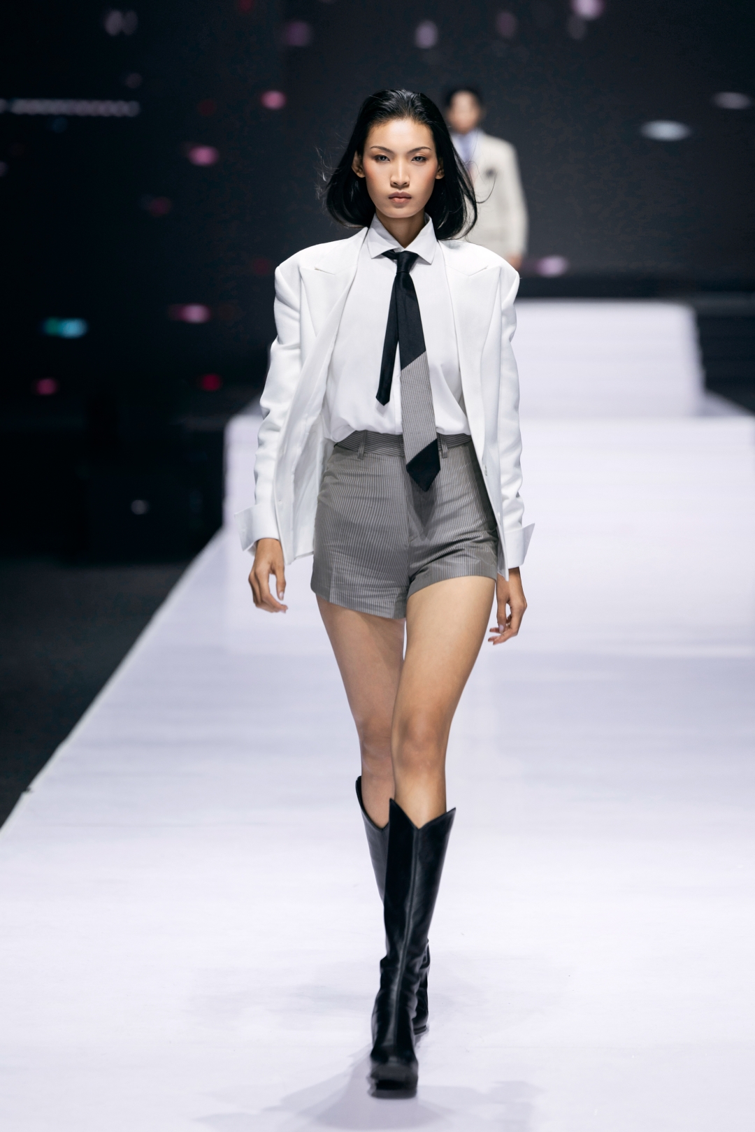 AVIFW Thu Đông 2025