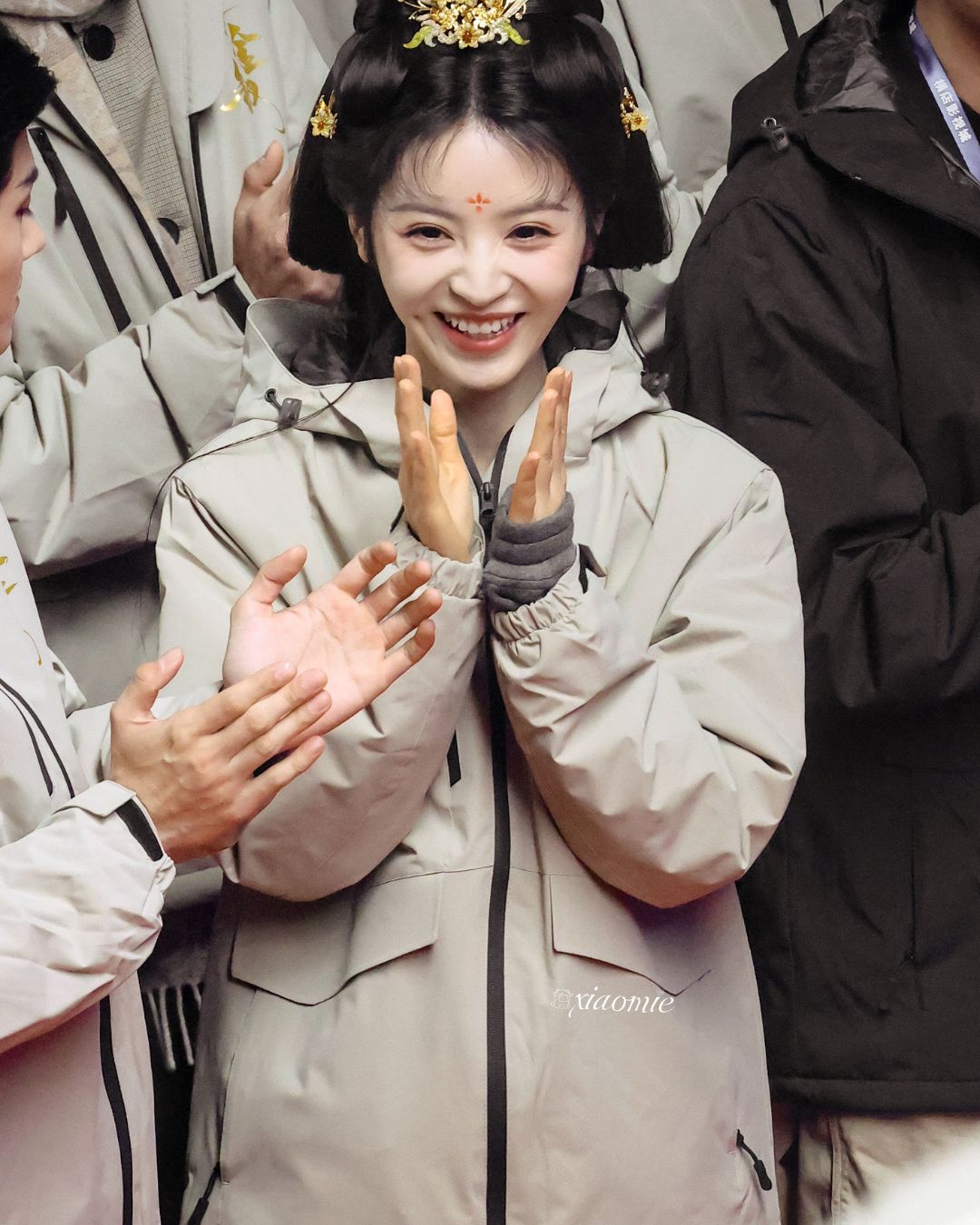 bzvn-dien-hi-vi-ga-kim-thoa-khai-may-1